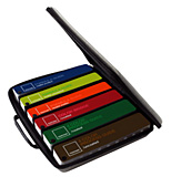PANTONE �G�b�Z���V���� essential