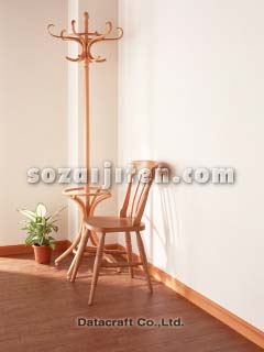 �C���e���A