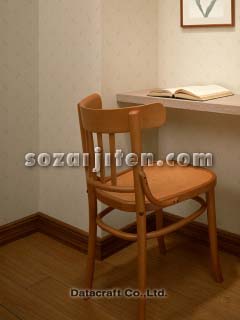 �C���e���A