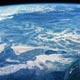 宇宙から見た地球（NASA提供）