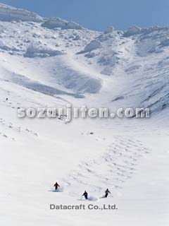 �Q�����f