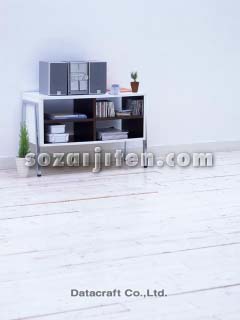 �C���e���A