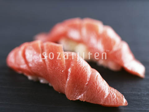 �ɂ�����i