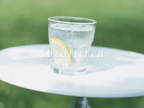 �~�l�����E�H�[�^�[