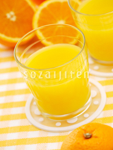 �I�����W�W���[�X