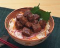 サイコロステーキ丼