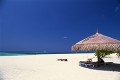 モルジブの白い砂浜