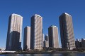 ベイエリアの高層マンション