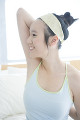 運動をする日本人女性