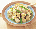 高野豆腐とカリフラワーの炒め物