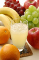 リンゴジュースと果物
