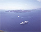 クルーズ船とエーゲ海　