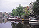 アムステルダムの運河とハウスボート