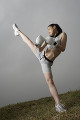 キックボクシングをする日本人女性