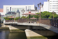 福博であい橋と旧福岡県公会堂貴賓館