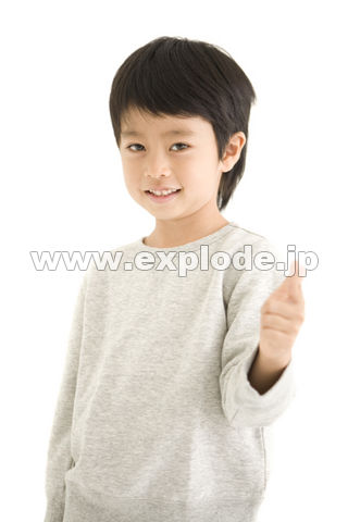 笑顔で指を指す男の子 Mg0110 Jpg 写真素材