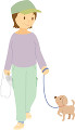 犬の散歩をする中高年女性