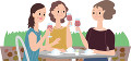 ランチで乾杯する中高年女性３人