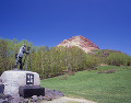 昭和新山と銅像