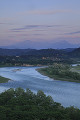 信濃川と山脈の夕景