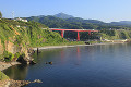 米山大橋と海岸の風景