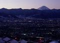 笛吹川フルーツ公園から富士山の夜景