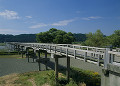 蓬莱橋と青空