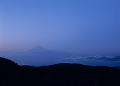だるま山高原から駿河湾と富士山の夜景