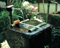 ０１１：京都府　静物　和のイメージ　手水場　手水鉢　つくばい　ひし