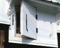 １７：蔵の窓（京都・鳥居本）