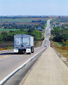 021：　真直ぐな道　トラック　R20　アメリカ・アイオワ州