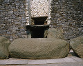 035：　アイルランド　ニューグレンジ　王国の墳墓　巨石