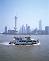 004：　上海 東方明珠 黄浦江より
