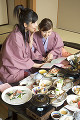 088：　山代温泉　石川県　夕食　女性