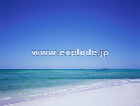 096�F�R�e�X���[�E�r�[�`