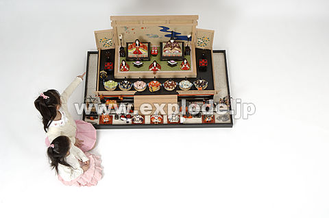 057�F������Ǝo��