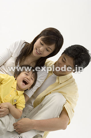 005�F3�l�Ƒ�