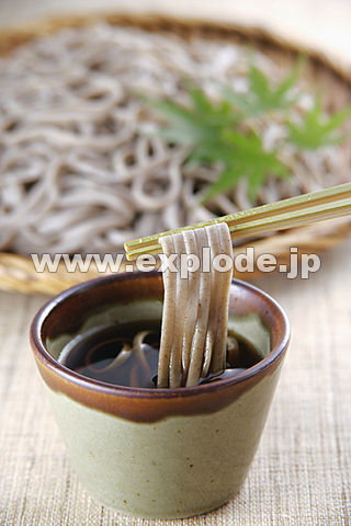 061�F���邻��