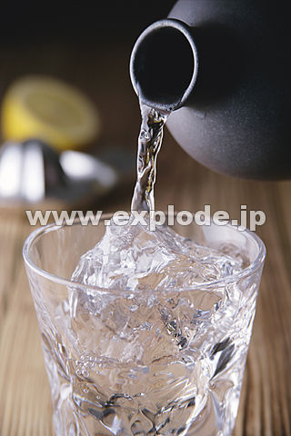 062�F�Ē�