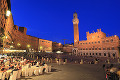 イタリア シエナ カンポ広場 夜景